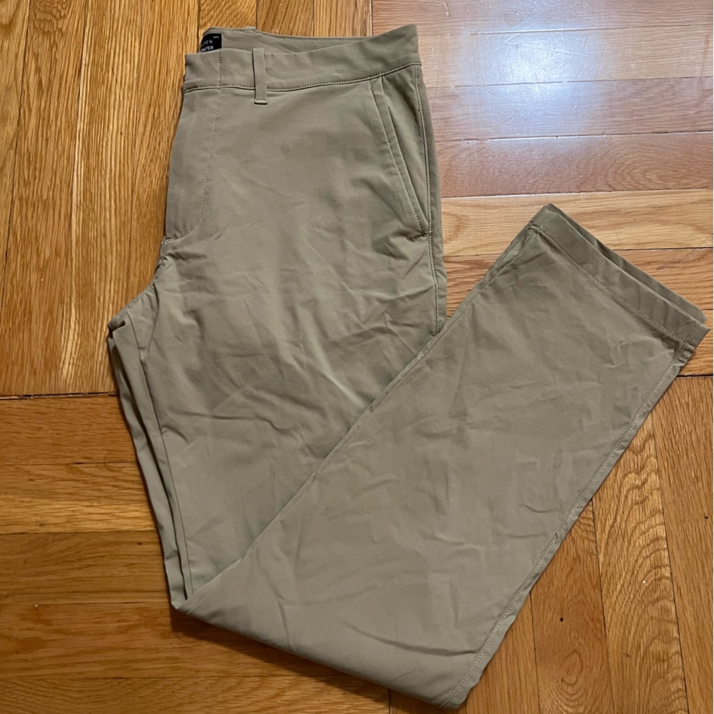 J Crew Men’s 484 Slim Stretch Chino
